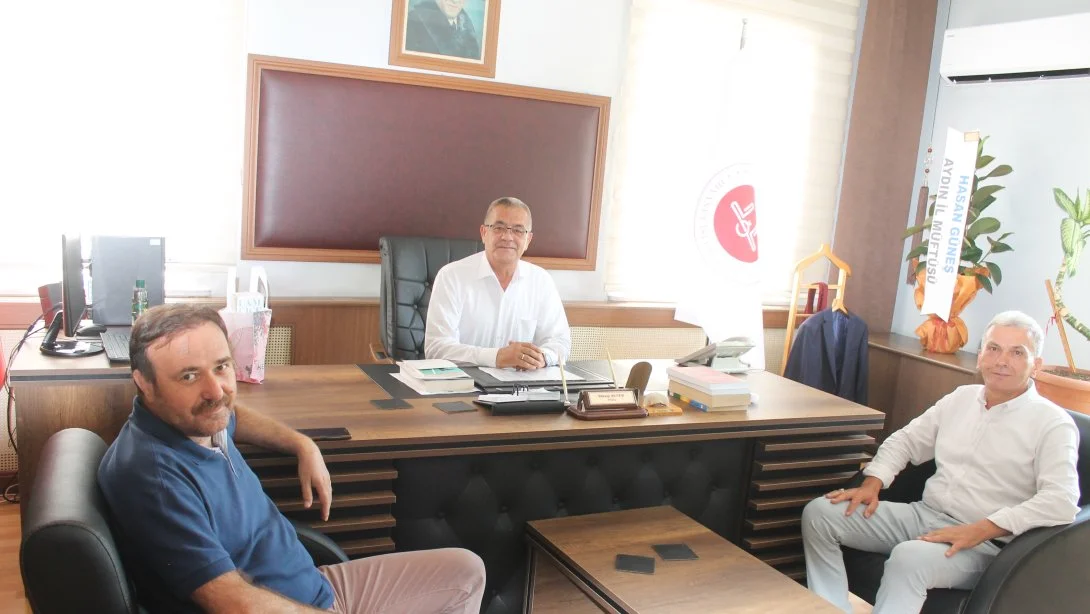 Bigadiç Eğitim Yönetimi Yeni Müftü Şener'le Görüştü